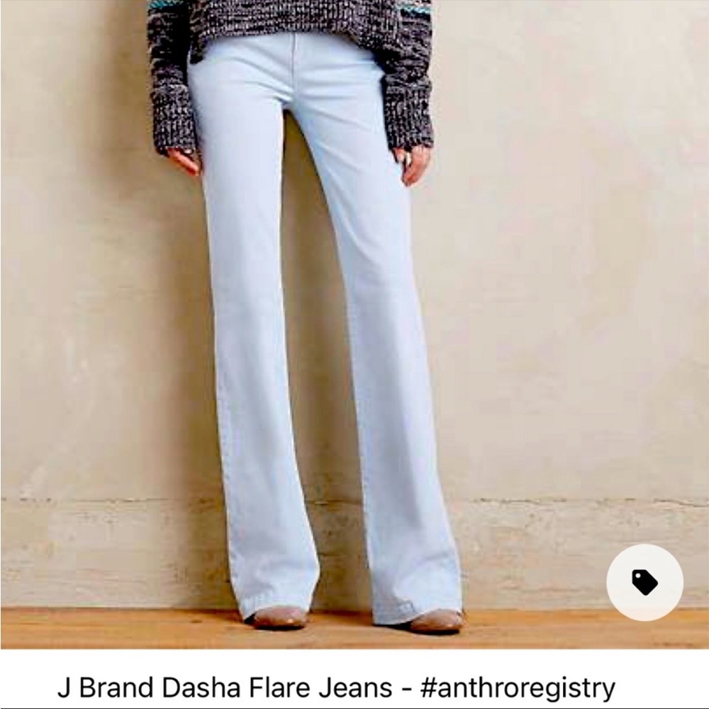 J brand Dasha High Rise Flare jeans in Winter Sky size 24